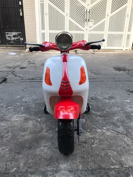 Xe điện trẻ em vespa TR1028 (Màu trắng đỏ)